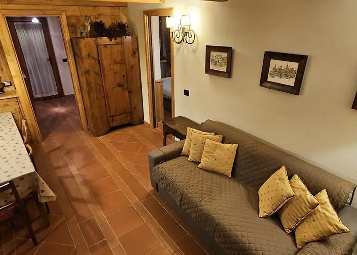 Courmayeur, Verrand: Immersa Nel Verde E Con Vista